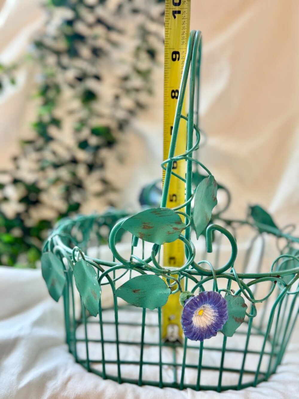 Vintage Teal Green Wire Basket Morning Glory Purple Floral Vine Handle Decor - Picture 6 of 7